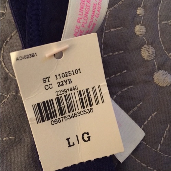 NWT PINK Victoria’s Secret bralette - Picture 3 of 14